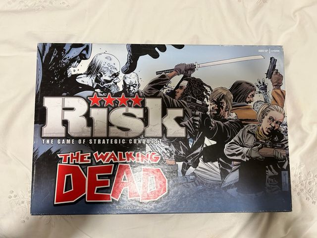 Risk The Walking Dead Survival Edition