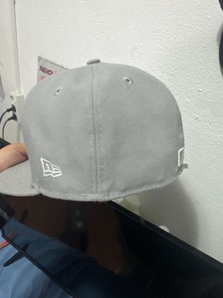 Gorra New Era Beige y Azul