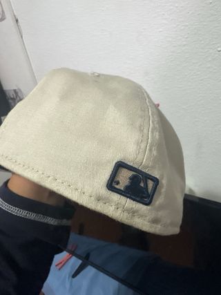 Gorra New Era Beige y Azul