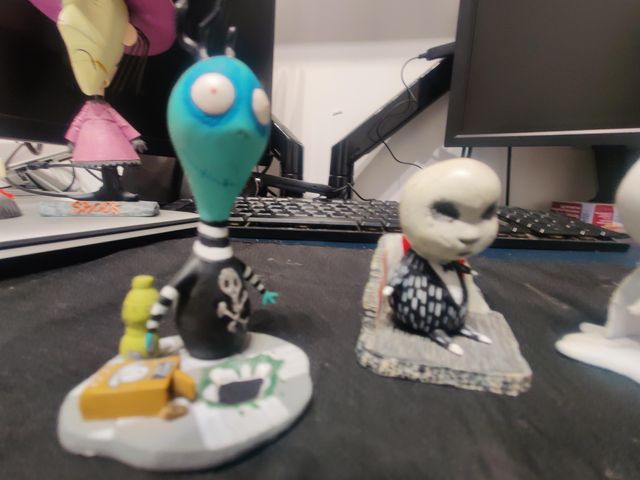 6 Figuras Melancholy Death of Oyster Boy 2003