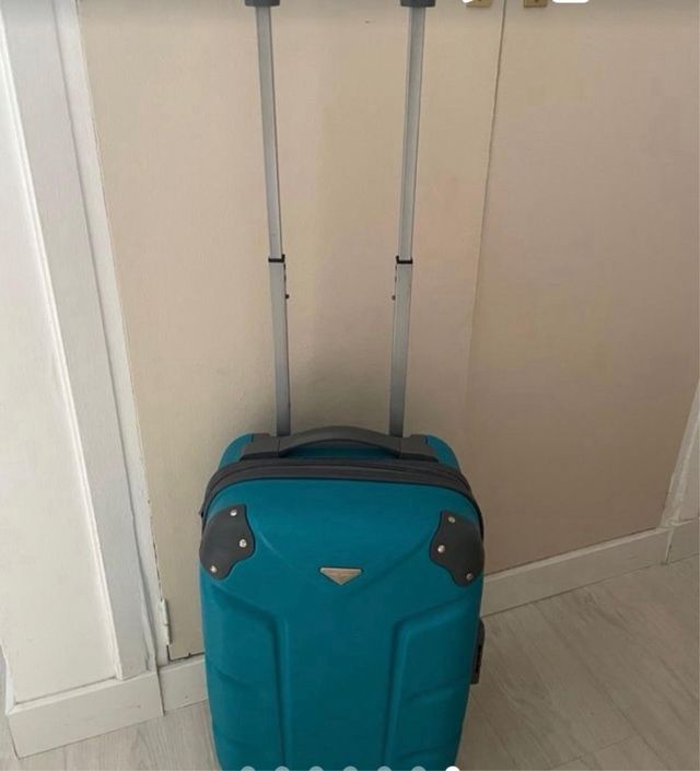 Maleta pequeña color turquesa