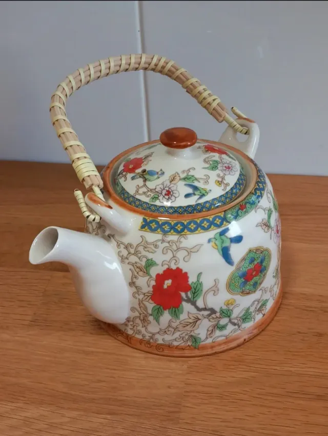 Tetera de cerámica sin estrenar