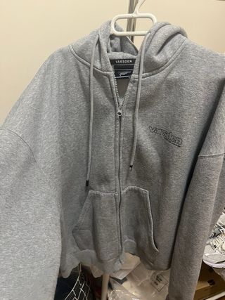 Sudadera VARS DEN gris con cremallera