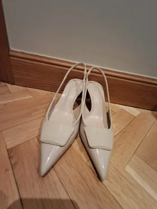 Zapatos destalonados beige Talla 38