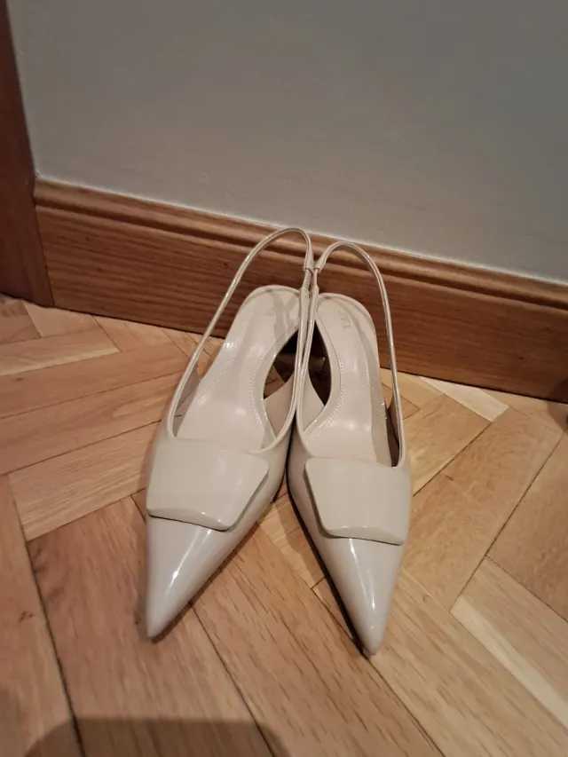 Zapatos destalonados beige Talla 38