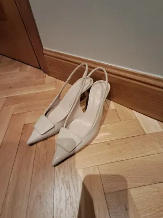 Zapatos destalonados beige Talla 38