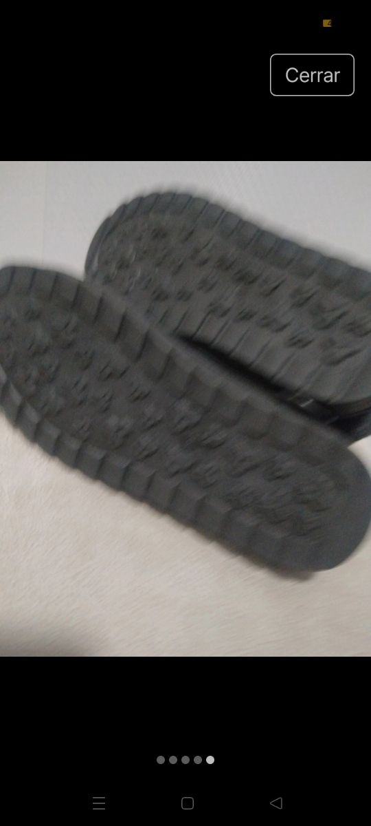 Pantuflas Tex Negras y Doradas