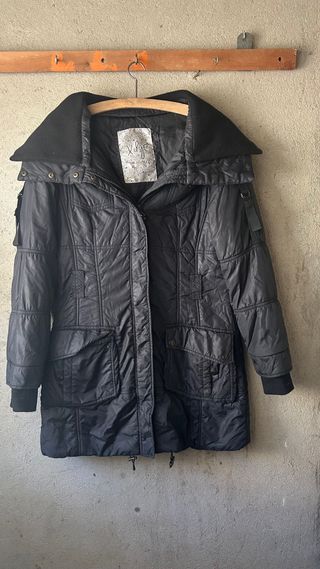 Cazadora Pull&Bear negra talla M