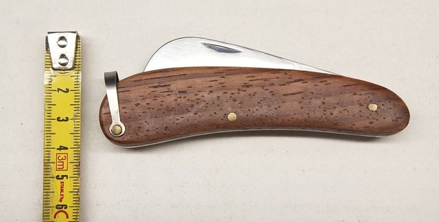Coltello da funghi e innesto manico legno
