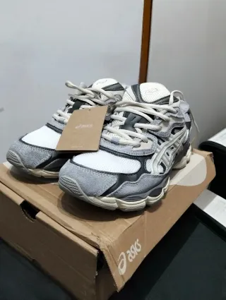 Zapatillas ASICS GEL-NYC Gris/Blanco