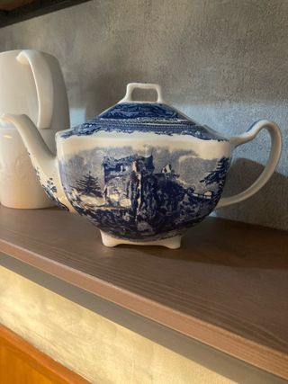 Tetera Johnson Bros Porcelana Azul y Blanca