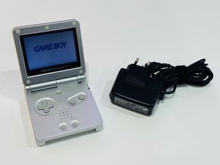Nintendo GAME BOY ADVANCE SP AGS-001