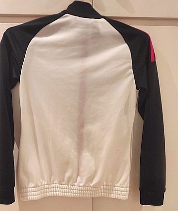 Sudadera Adidas Blanca y Negra con Detalles Rojos
