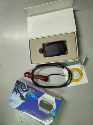 GPS/GSM Tracker Rastreador coche Moto