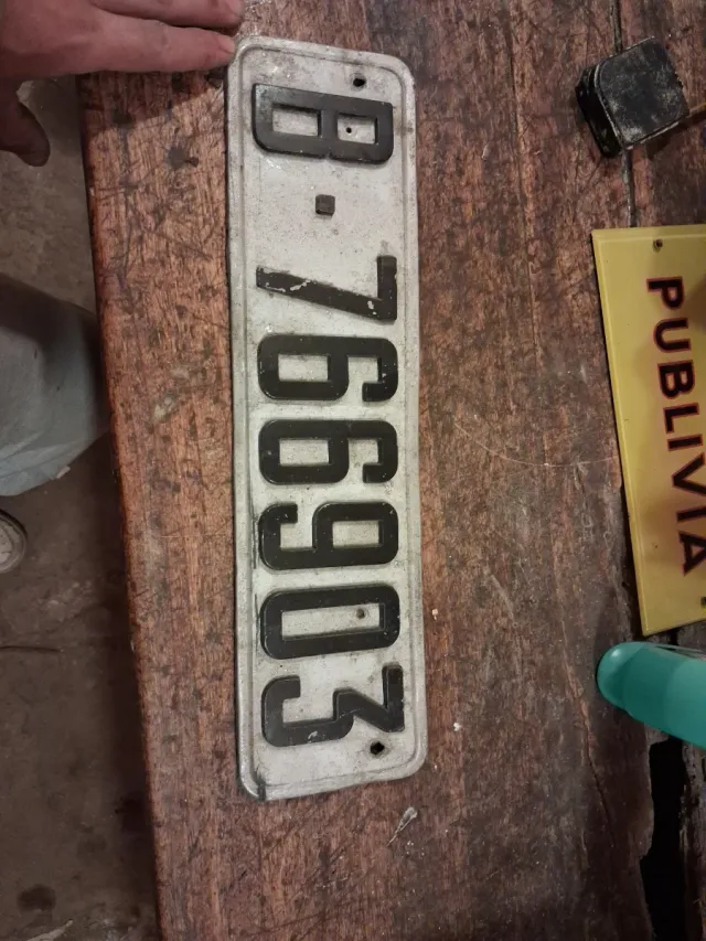 Matrícula antigua de barcelona 