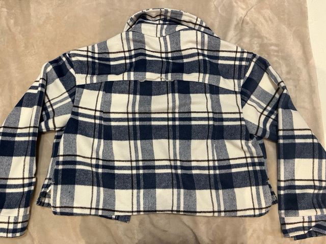 Chaqueta cuadros Zara azul y blanco