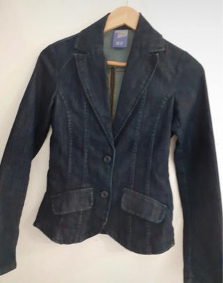 Blazer / Chaqueta vaquera azul. Berska