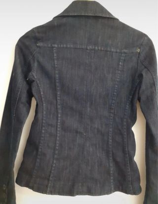 Blazer / Chaqueta vaquera azul. Berska