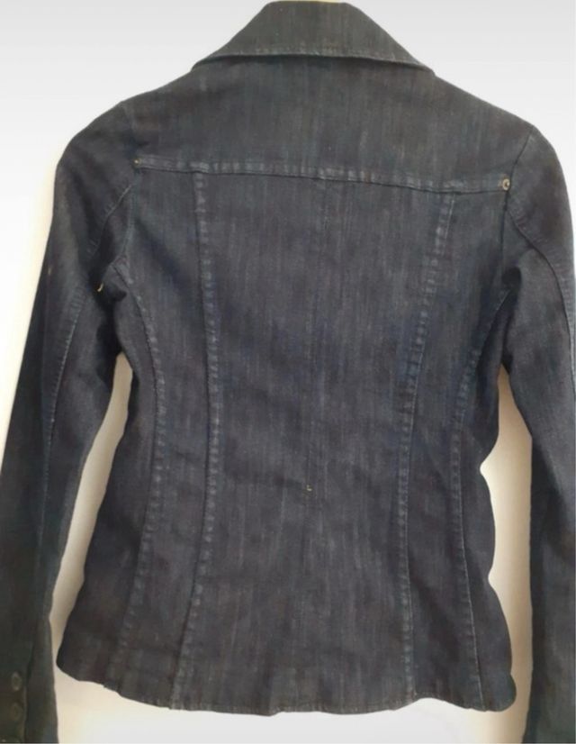 Blazer / Chaqueta vaquera azul. Berska