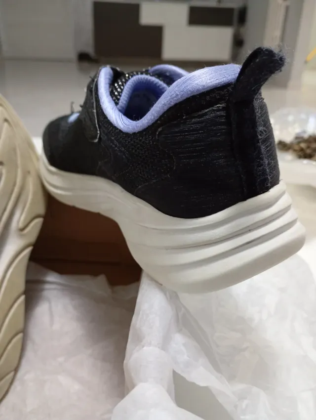 Sneakers bambina Skechers glitter lilla TG33