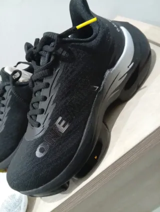 Zapatillas ONE MIX Negras.