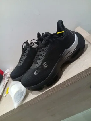 Zapatillas ONE MIX Negras.