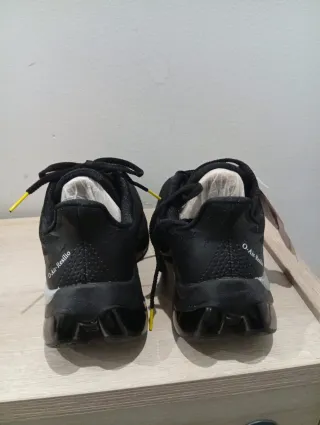 Zapatillas ONE MIX Negras.