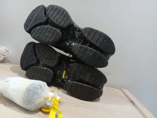 Zapatillas ONE MIX Negras.