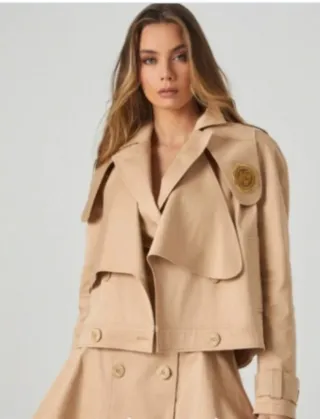 Chaqueta beige solapas preppy(oferta)PvP 325