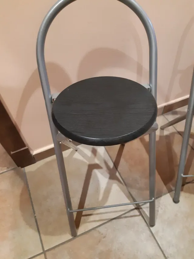 2 Bancos Altos de Metal e Madeira