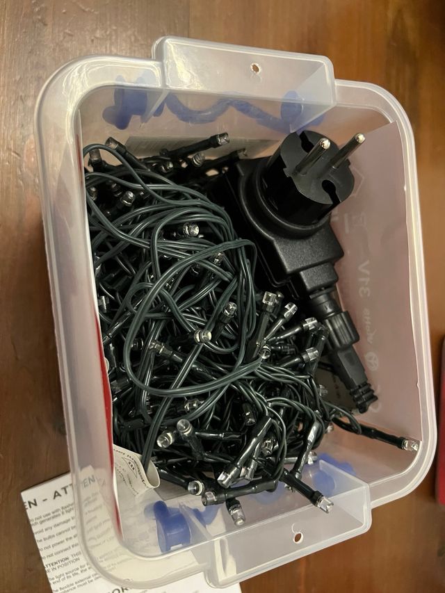 Luci LED Natale 400 led con cavo in PVC verde.