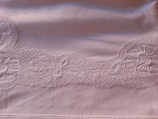 Lençol de mesa bordado branco 135cm