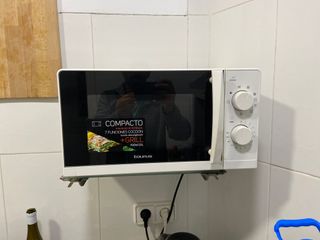 Microondas Taurus Compacto 700W 20L + Grill