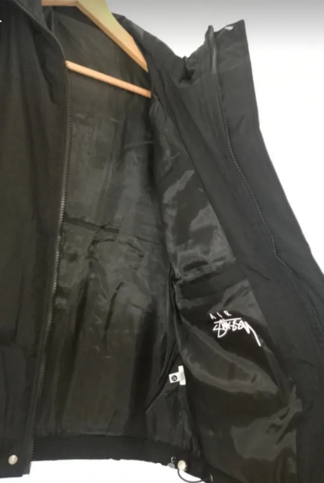 Abrigo Stüssy Negro Talla M
