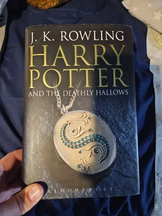 Harry Potter and the deathly hallows