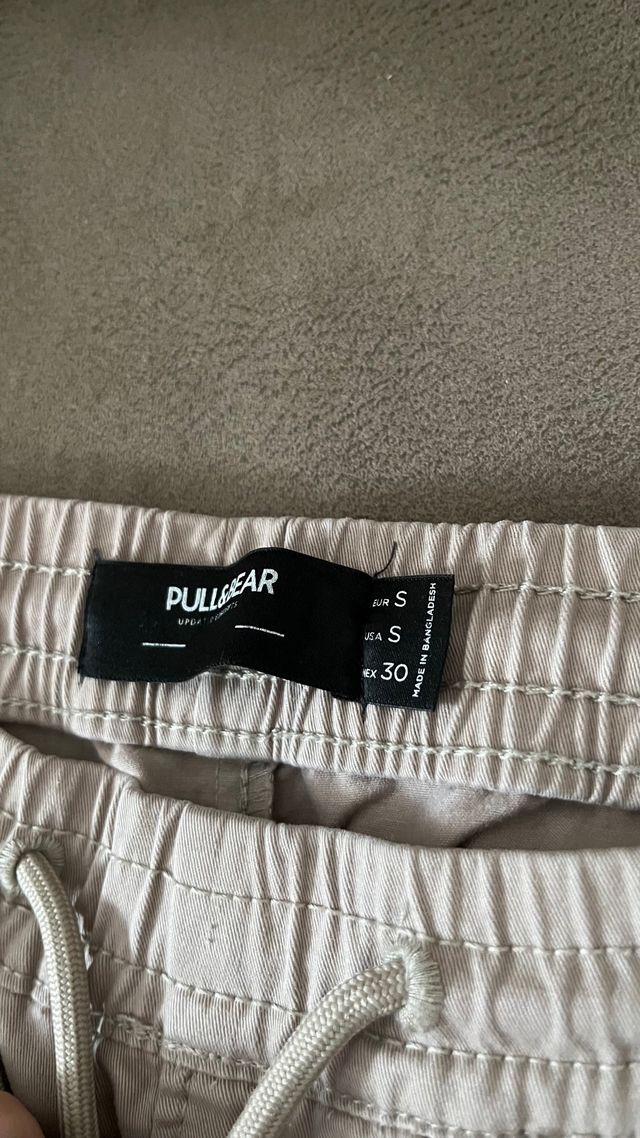 Pantalones cargo beige