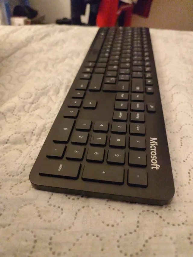 Teclado Microsoft Wireless QWERTY Italiano