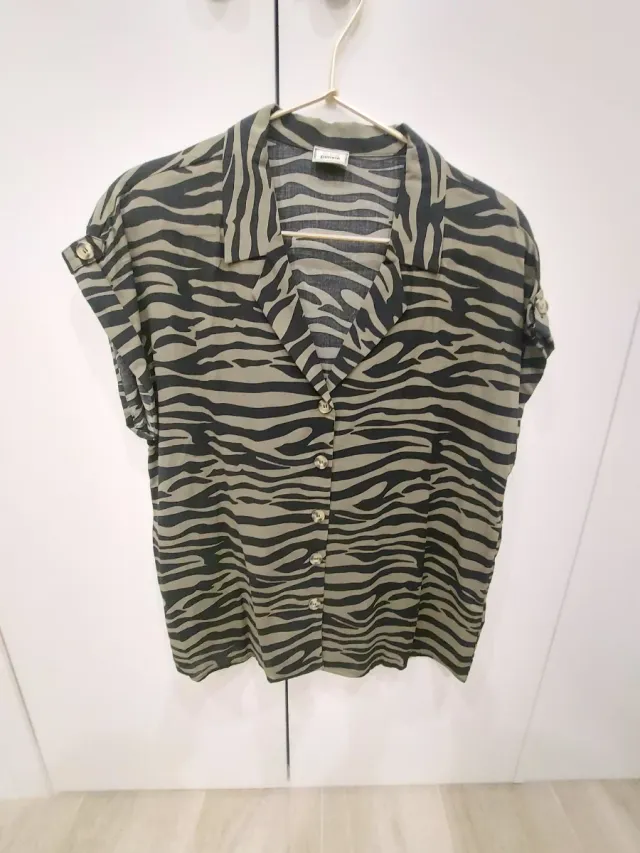 Camisa estampada cebra