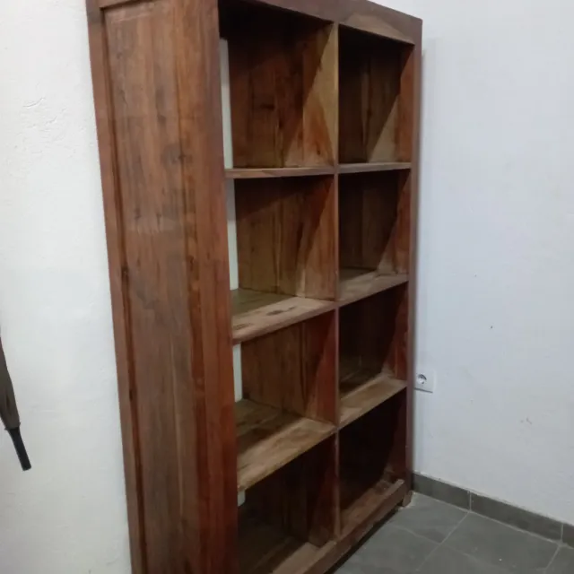 Estantería  rústica