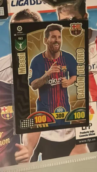 Lote 4 Cromos Balón de Oro Messi + 2 Llaveros FIFA