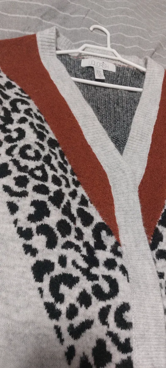 Jersey largo estampado animal print gris