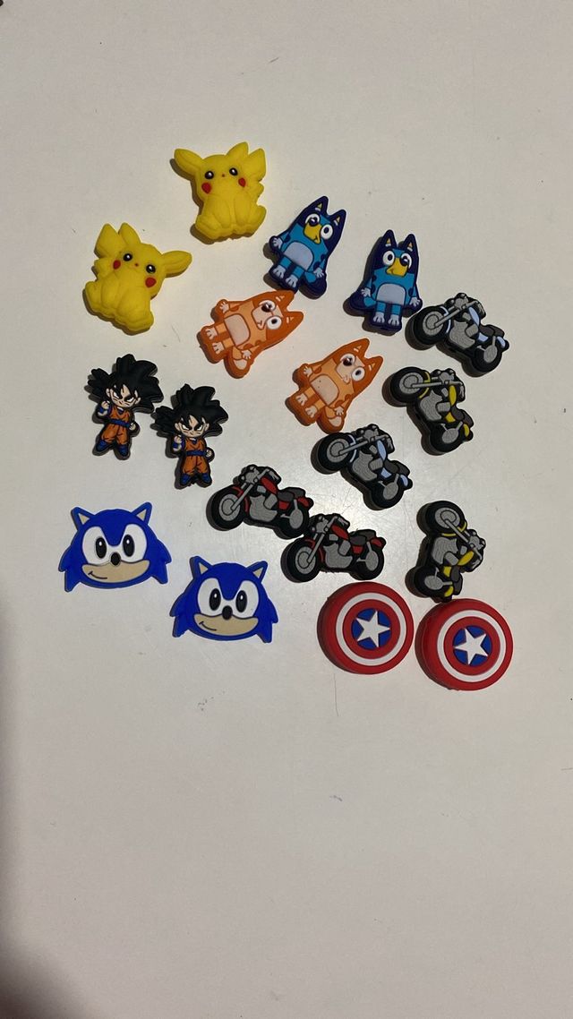 Lote 18 figuras para chupeteros variadas