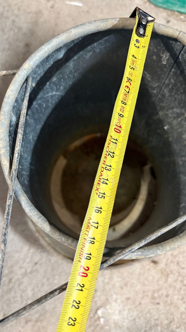 Tolva Comedero Gallinas Metálica