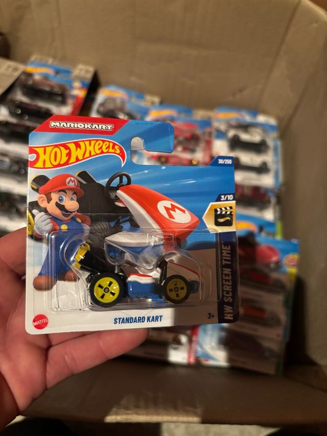 Hot Wheels Mario Kart Standard Kart