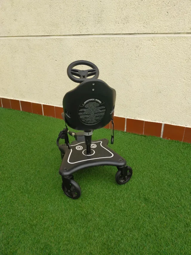 Patinete con sillín para cochecito