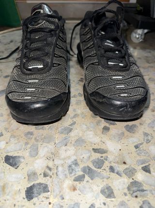 Nike TN Air Max Plus Negras