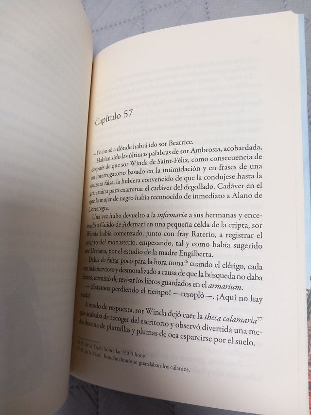 Muerte en el claustro