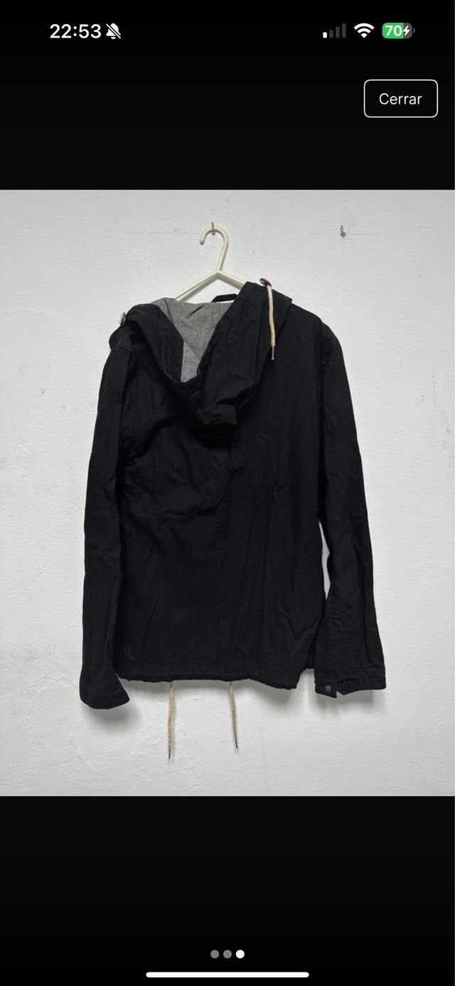 Chaqueta HYM Negra con Capucha