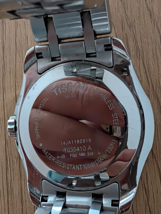 Reloj Tissot Negro y Plateado