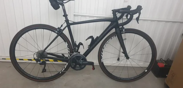 Bicicleta Specialized Tarmac Negra.  Talla 52